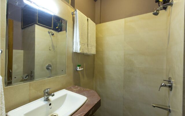 OYO 8307 Hotel Garden View