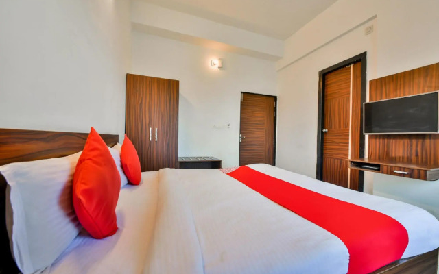 Oyo 71845 Keshar Residency