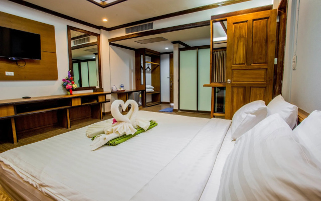 The Uncle Beach Resort