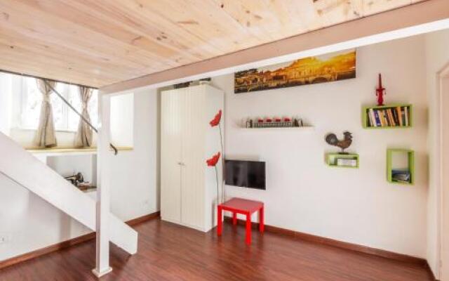 50 Metres From Colosseum