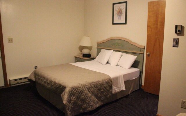 Chatham Travel Lodge