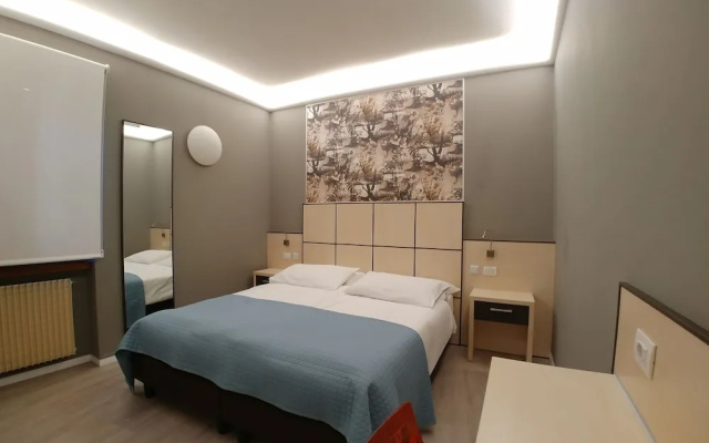 Hotel Aurora