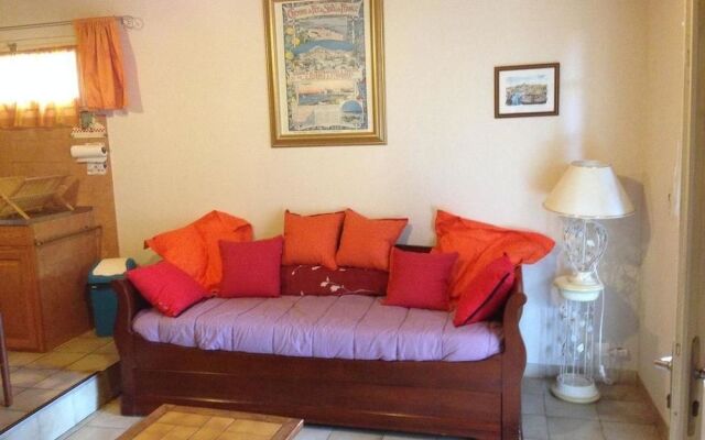 Bastide Du Rousset B&B