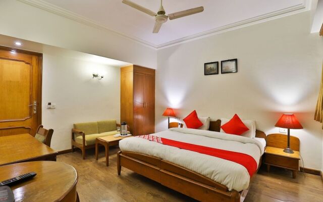 OYO 23288 Hotel Pinnacle