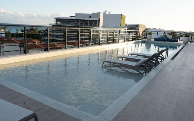 The Boat by Andiani Travel