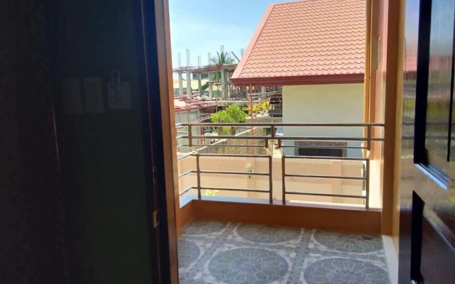 Golden Pension House