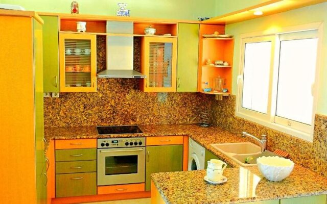 Dimitra Apartments Kommeno