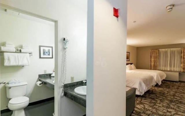 Grand Summit Hotel at Attitash