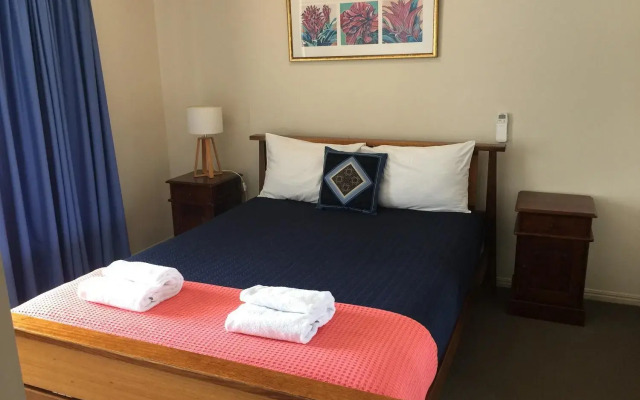 Mariners Resort