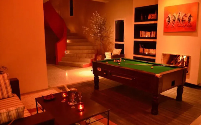 Villa With Tennis Court Outdoor and Indoor Pool - by Feelluxuryholidays