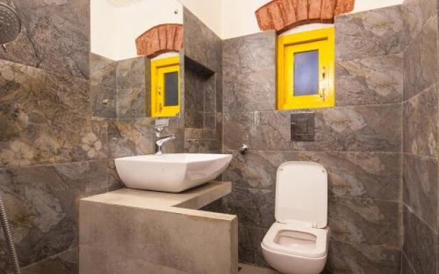 Retreat on Cloud 9 by Vista Rooms