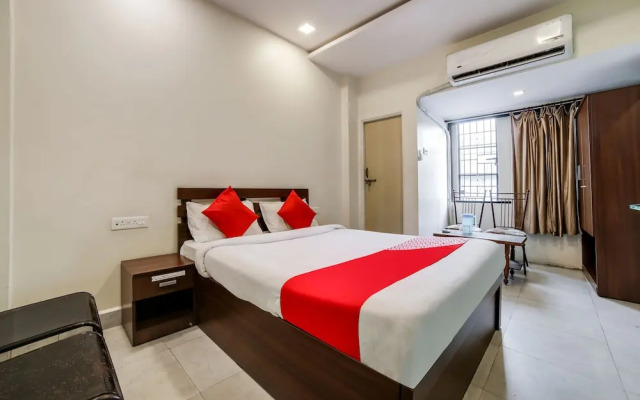 Oyo 23706 Super Deluxe Guest House