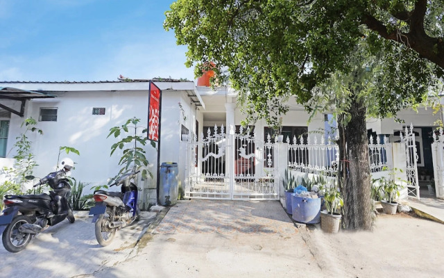 OYO 91314 Zein House