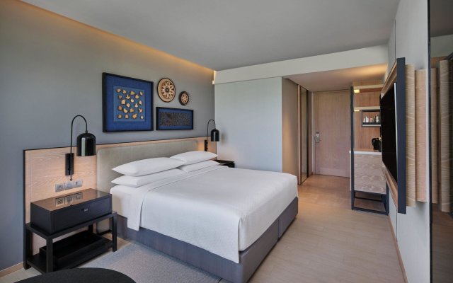 Four Points by Sheraton Phuket Patong Beach Resort