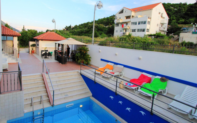 Villa Erna Apartments