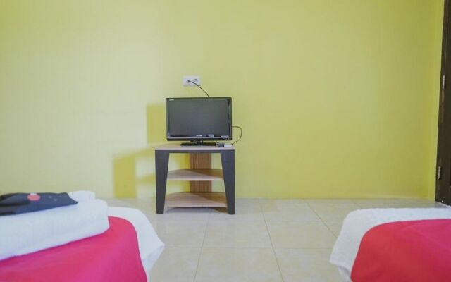 RedDoorz Syariah near Tugu Juang Jambi 2