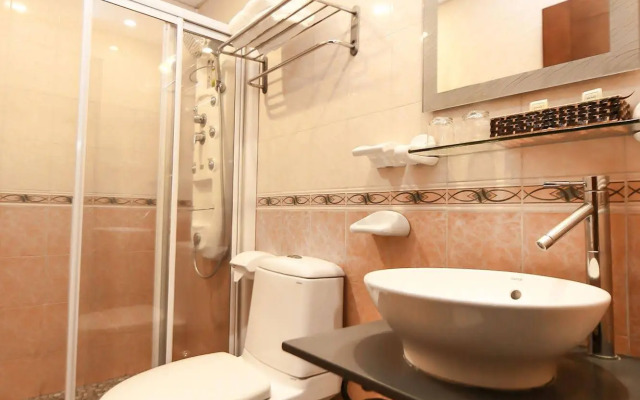 Hanoi 3B Premier Hotel