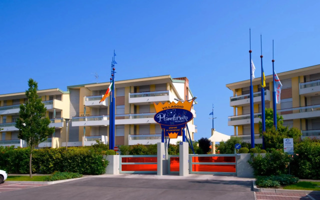 Aparthotel Planetarium Resort