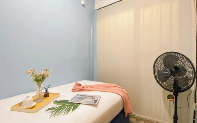 Spacious And Cozy 2Br At Apartment Meikarta