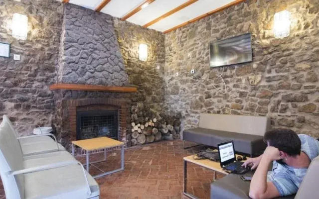 Albergue Inturjoven El Bosque