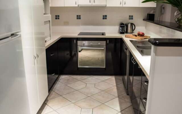 Oasis 4 at Palm Cove