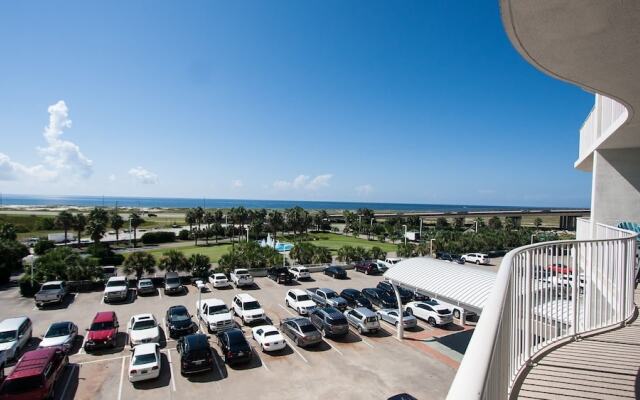 Crb0411 3 Bedroom Condo
