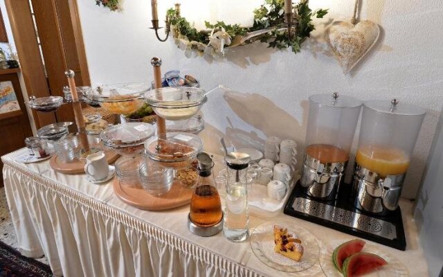 Garni Jennewein