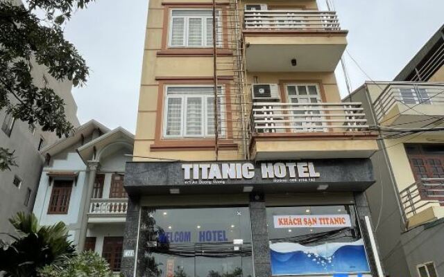 Titanic Hotel