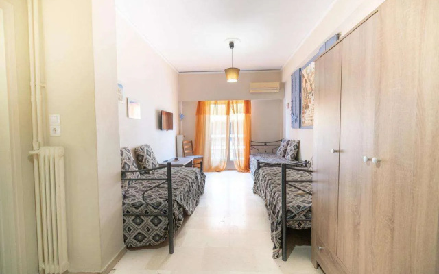 Acropolis Athens 1 bedroom 6 persons apartment.