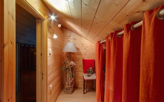 Beautiful Holiday Home in Le Cheylard with Fireplace