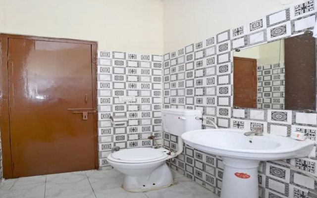 Rehan Basera Guest House by OYO Rooms