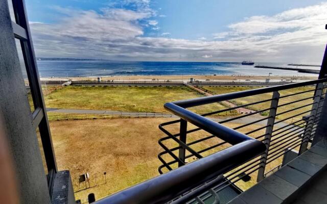 Ocean Whisper, 180 degree Ocean View, 605 Quayside