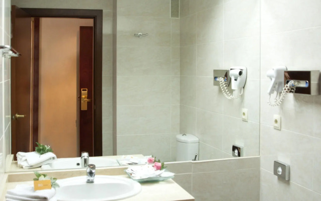 BQ Andalucia Beach Hotel