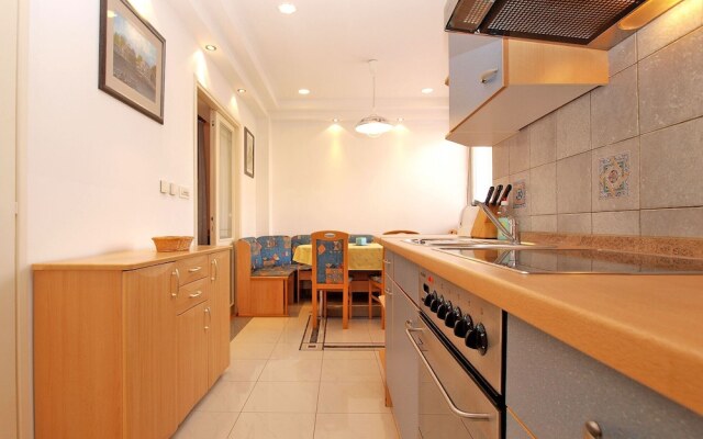 Apartment 1544