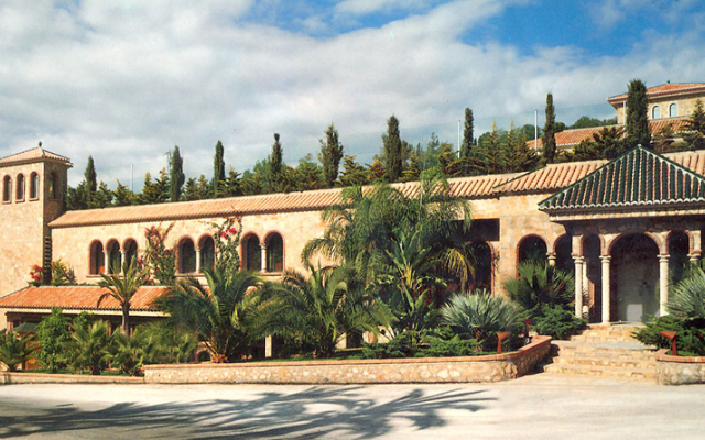 hotelImage