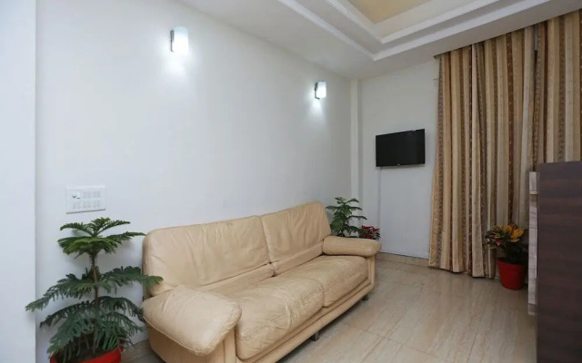 Go Rooms By OYO Rooms