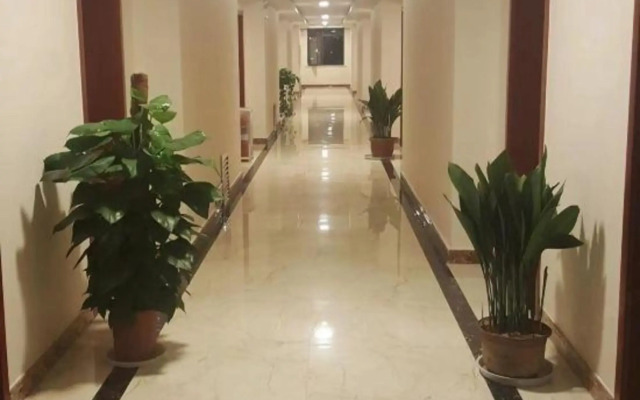 Huanle Business Hotel