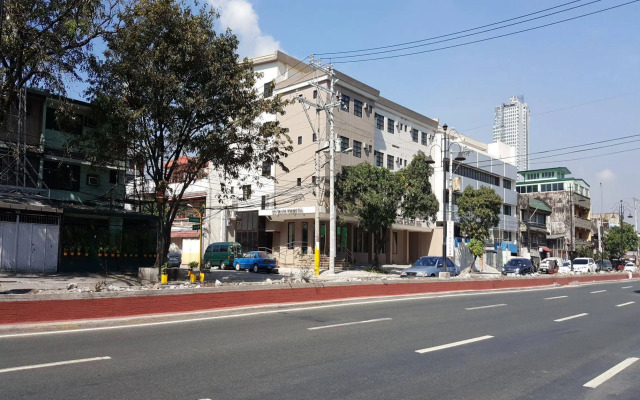 Governor Forbes Inn - Manila City Center