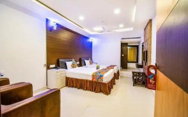 FabHotel Abhinand Grand