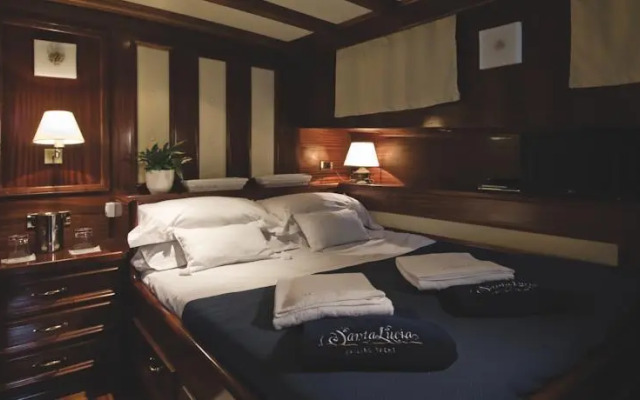 B&B Veliero Santa Lucia