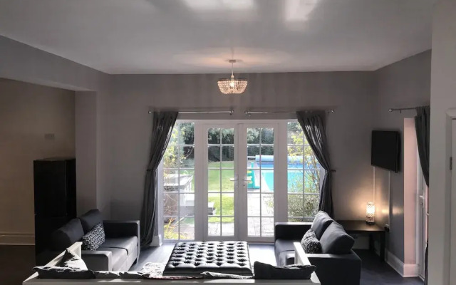 Stunning 100-year-old Converted Coach House