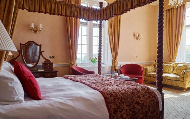 Dumbleton Hall Hotel