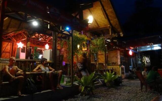 Terimakasih Bar and Guesthouse