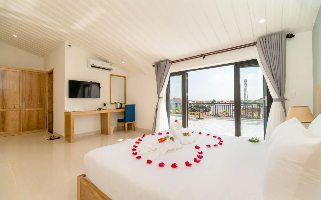 Babylon Hoi An Central Villa