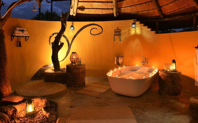 Wildtrack Safaris Eco Lodge