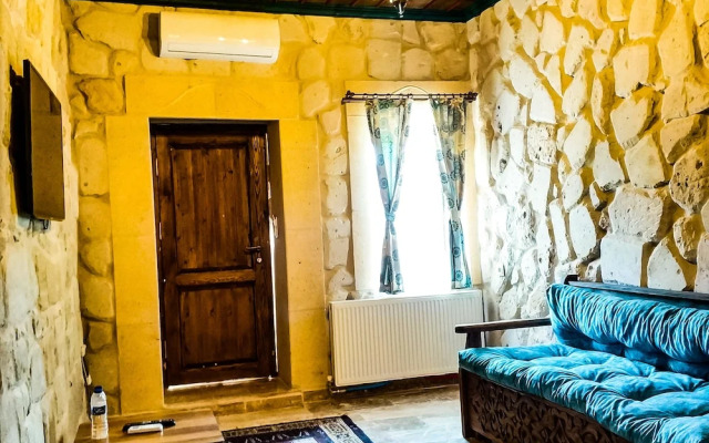 Dream Cave Hotel & Hostel