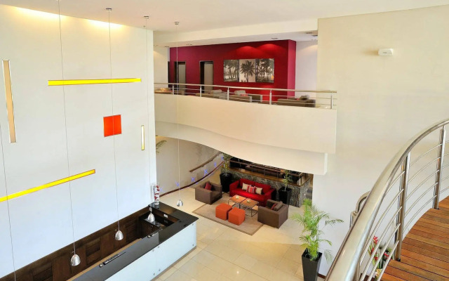 Hennessy Park Hotel