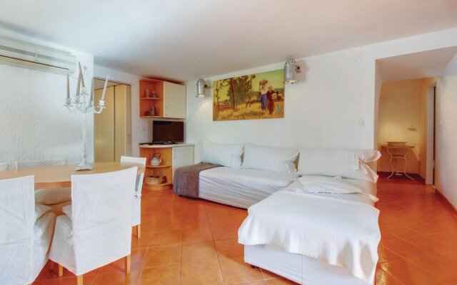 Beautiful Home in Mali Losinj With Wifi and 1 Bedrooms