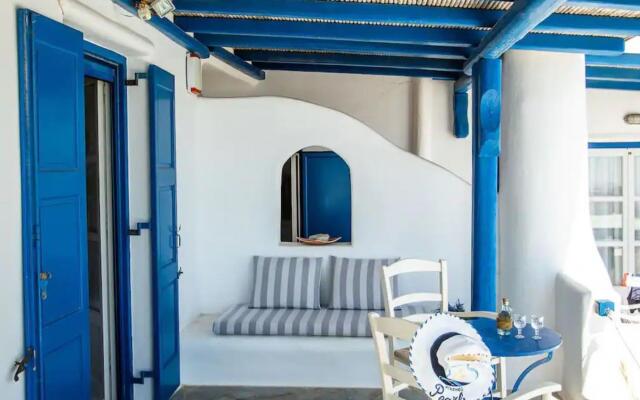 Beachfront Villa Giovanna-Premium Location&Jacuzzi