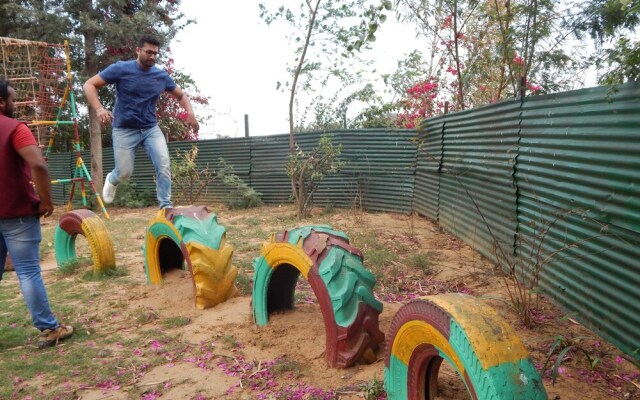 Surjivan Resort